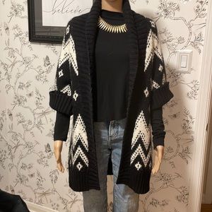 Black and White Aztec Print Shall Sweater